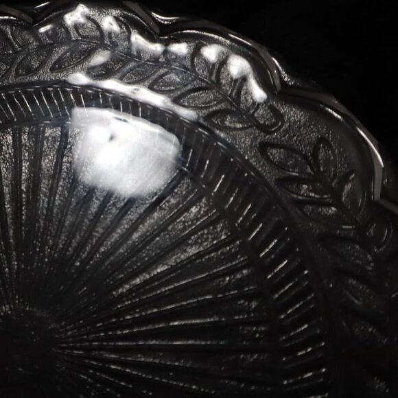 CANDLE PLATE Yankee Candle YC Decorative Glass Pressed 9" 3-wick Holder Decor - Picture 3 of 4